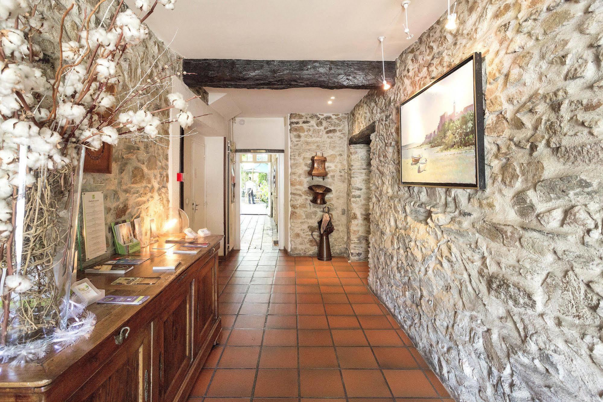 Logis Hotels - Hotel Restaurant Du Midi Revel  Kültér fotó